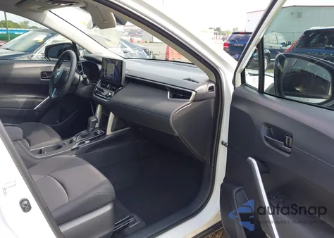 2025 Toyota Corolla Cross Le from USA, damaged, VIN 7MUBAAAG1SV124517